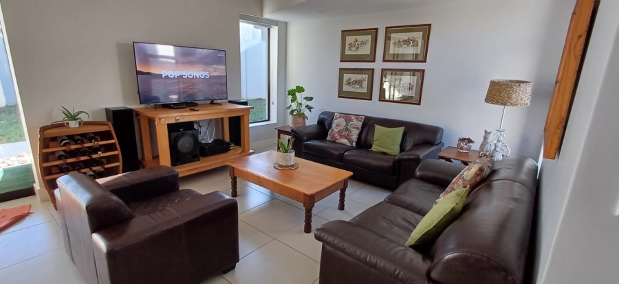 To Let 3 Bedroom Property for Rent in Swellendam Western Cape